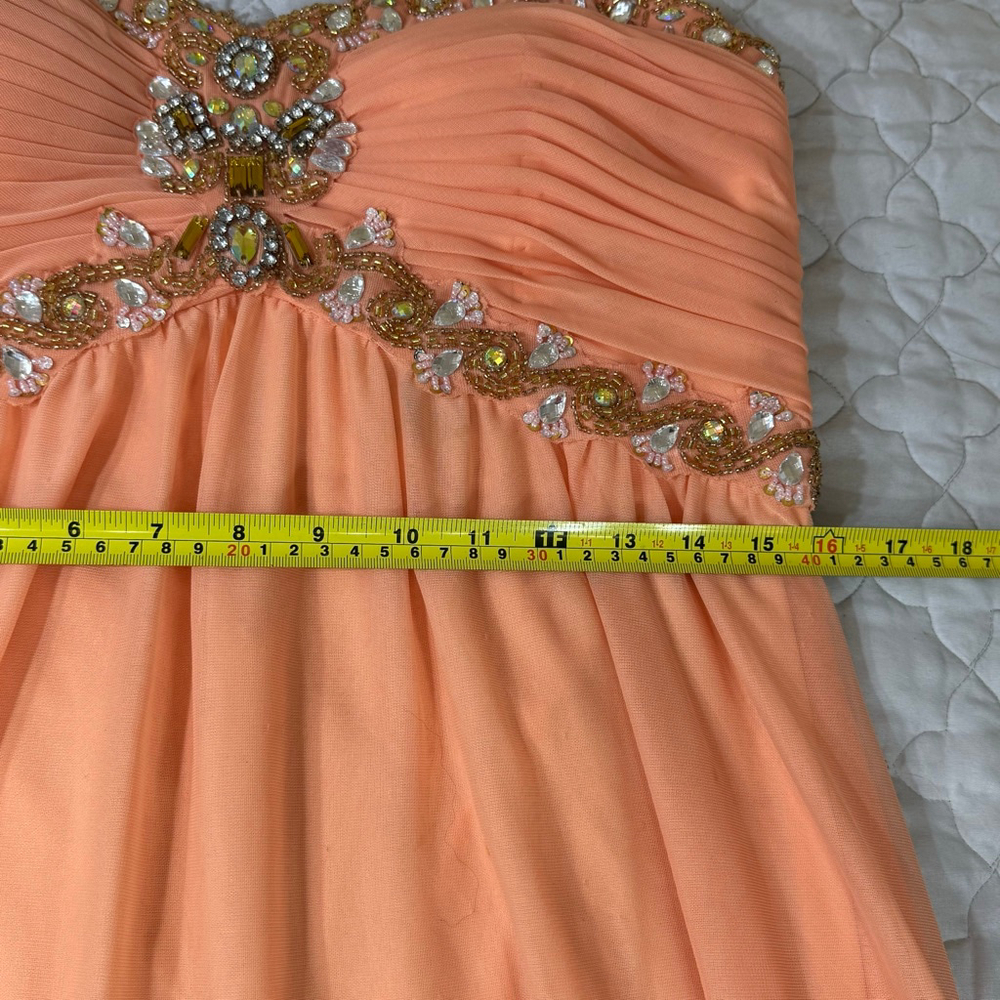 Cachet Peach Formal Beaded Strapless Dress Size 12 - Picture 6 of 10